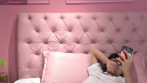 salvatore  online show from February 2025 01:02:01 AM