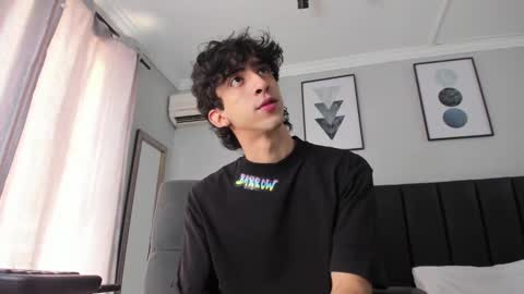 salvatore  online show from March 2025 02:05:02 PM