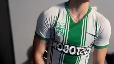 Snapshot of salvatore_romanoo chatting on February 2026 01:13:02 AM Salvatore online show from February 2026 01:13:02 AM