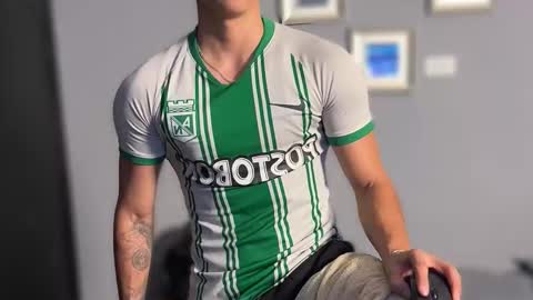 Snapshot of salvatore_romanoo chatting on March 2026 03:08:01 AM Salvatore online show from March 2026 03:08:01 AM