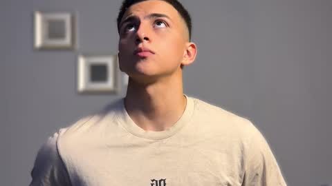 Snapshot of salvatore_romanoo chatting on March 2026 04:30:02 AM Salvatore online show from March 2026 04:30:02 AM