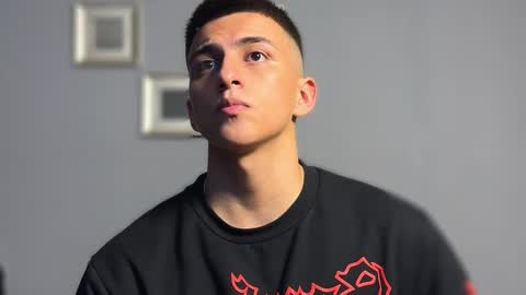 Snapshot of salvatore_romanoo chatting on March 2026 03:00:02 AM Salvatore online show from March 2026 03:00:02 AM