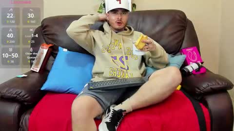 Snapshot of salvattore_muller chatting on March 2026 02:08:02 AM Salvatore online show from March 2026 02:08:02 AM