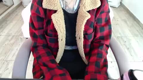 SAM MANSON online show from February 2025 12:11:02 PM