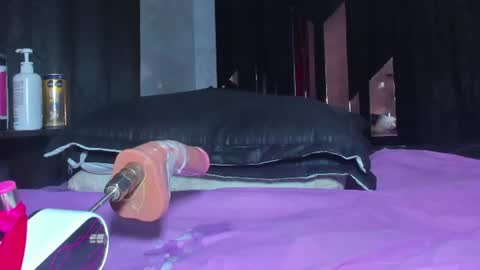sam_naughty18 online show from June 2026 02:24:02 AM