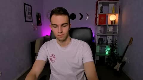 Sam online show from March 2026 06:52:01 AM