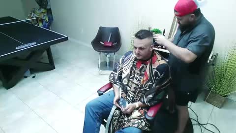 sam_papithebarber online show from October 2025 02:53:01 AM