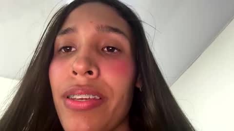 Samantha Roberts online show from March 2026 01:33:02 AM