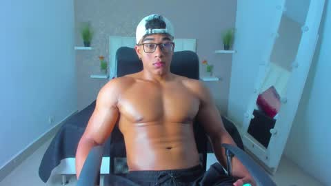 Snapshot of sam_rouge chatting on March 2025 11:37:01 PM sam_rouge online show from March 2025 11:37:01 PM