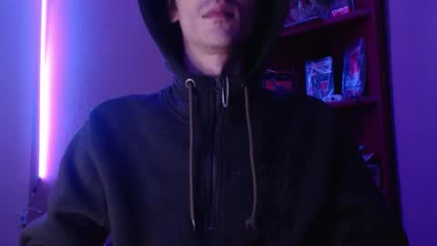 sam_skywalker online show from November 2025 09:37:02 PM