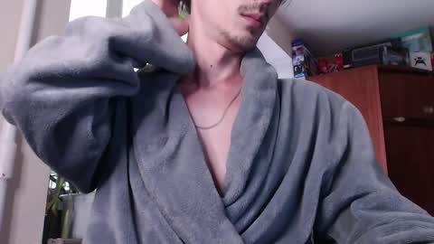 sam_skywalker online show from May 2026 06:10:02 AM