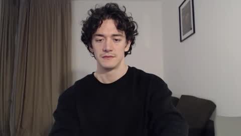 Snapshot of sam_winchest chatting on November 2025 12:31:02 AM Sam online show from November 2025 12:31:02 AM