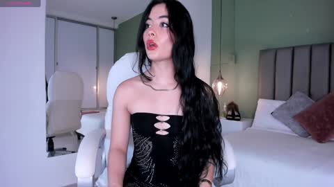  Samantha  online show from January 2025 01:06:02 PM