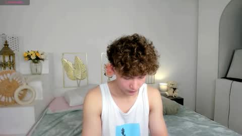 Sam online show from September 2025 03:17:01 PM