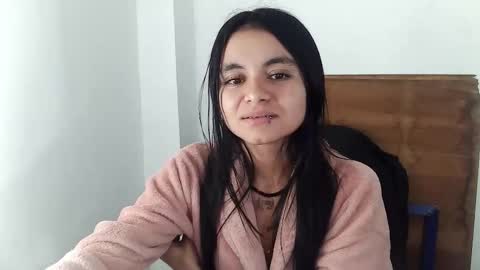 Snapshot of samanta_06_ chatting on November 2025 04:12:01 AM Samanta online show from November 2025 04:12:01 AM