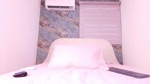 Samanta online show from December 2025 12:25:02 PM