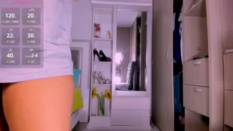 Snapshot of samanta_65 chatting on September 2025 02:04:02 AM carolina online show from September 2025 02:04:02 AM