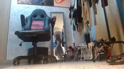 Snapshot of samanta_brownn_ chatting on April 2026 11:11:01 AM samanta online show from April 2026 11:11:01 AM