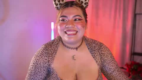 Snapshot of samanta_cutee1 chatting on February 2026 01:23:01 AM SAMANTA online show from February 2026 01:23:01 AM