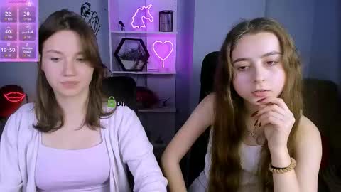 Snapshot of samanta_kisses chatting on December 2025 08:40:01 PM samanta_kisses online show from December 2025 08:40:01 PM