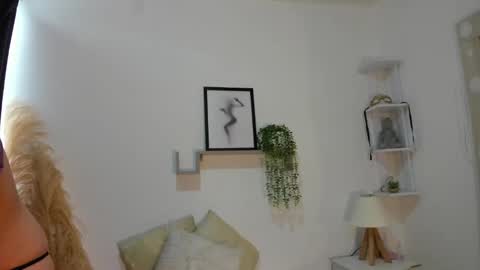 Snapshot of samanta_monroe4 chatting on September 2025 09:09:01 PM samanta online show from September 2025 09:09:01 PM