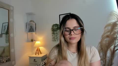 Snapshot of samanta_monroe4 chatting on October 2025 06:07:01 PM samanta online show from October 2025 06:07:01 PM