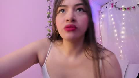 Snapshot of samanta_roberts1 chatting on February 2025 02:40:01 PM Samanta online show from February 2025 02:40:01 PM