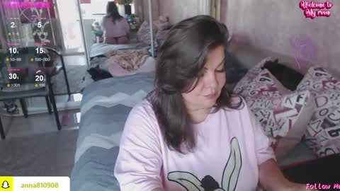 Snapshot of samanta_shy chatting on September 2025 10:18:01 AM Marry online show from September 2025 10:18:01 AM
