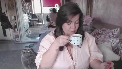 Snapshot of samanta_shy chatting on October 2025 11:31:01 AM Marry online show from October 2025 11:31:01 AM