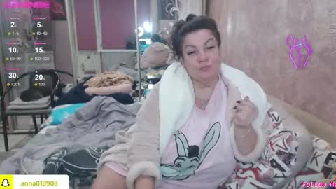 Snapshot of samanta_shy chatting on October 2025 06:12:01 PM Marry online show from October 2025 06:12:01 PM