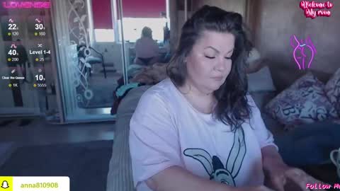 Snapshot of samanta_shy chatting on May 2026 01:07:01 PM Marry online show from May 2026 01:07:01 PM