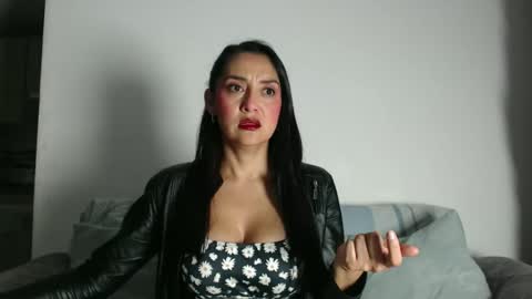 Snapshot of samanta_xi chatting on March 2026 04:07:02 AM samanta online show from March 2026 04:07:02 AM