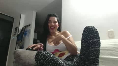 Snapshot of samanta_xi chatting on April 2026 01:39:01 AM samanta online show from April 2026 01:39:01 AM