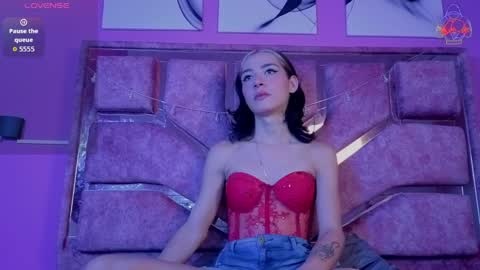 Snapshot of samantaa_liov chatting on April 2026 07:51:01 PM samantaa_liov online show from April 2026 07:51:01 PM