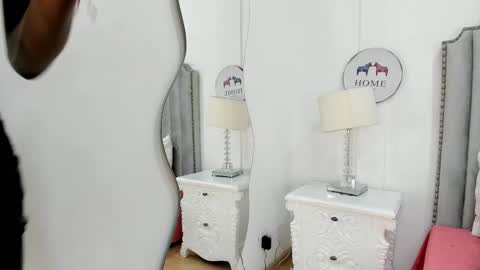 Snapshot of samantamarquez chatting on September 2025 08:01:01 PM Samanta online show from September 2025 08:01:01 PM