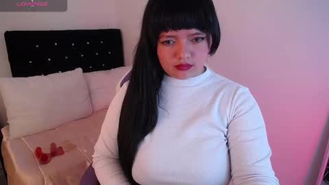 Snapshot of samantha__g chatting on March 2025 06:10:01 AM Sam online show from March 2025 06:10:01 AM