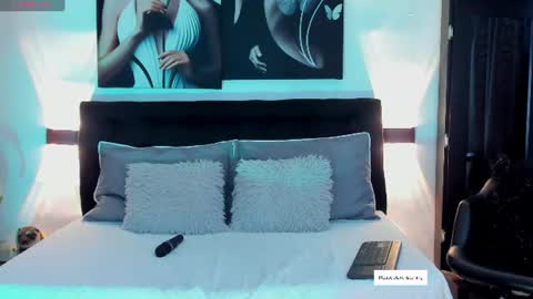 Samantha  online show from June 2026 10:47:02 PM