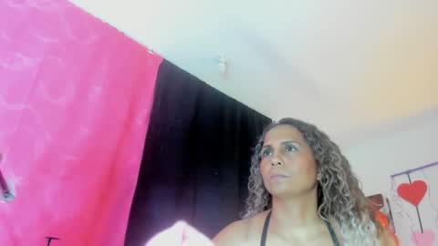 Snapshot of samantha__smile__ chatting on February 2025 11:22:02 AM Samanthasmile online show from February 2025 11:22:02 AM