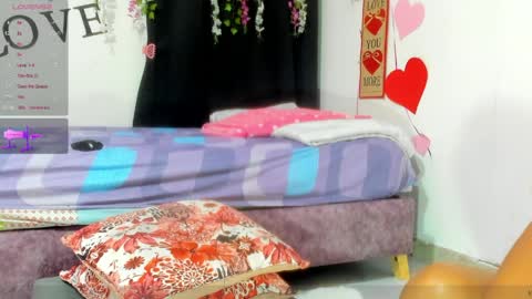 Snapshot of samantha__smile__ chatting on April 2026 10:37:02 AM Samanthasmile online show from April 2026 10:37:02 AM