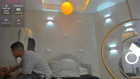 Snapshot of samantha_and_bastian chatting on February 2026 04:39:02 AM samantha_and_bastian online show from February 2026 04:39:02 AM