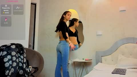 Snapshot of samantha_and_bastian chatting on March 2026 03:45:02 AM samantha_and_bastian online show from March 2026 03:45:02 AM