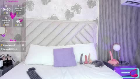 Snapshot of samantha_duque11 chatting on December 2024 04:26:01 AM Samantha online show from December 2024 04:26:01 AM