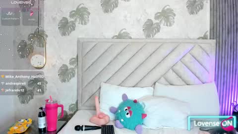 Snapshot of samantha_duque11 chatting on February 2025 07:45:02 AM Samantha online show from February 2025 07:45:02 AM