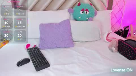 Snapshot of samantha_duque11 chatting on March 2025 08:53:01 PM Samantha online show from March 2025 08:53:01 PM