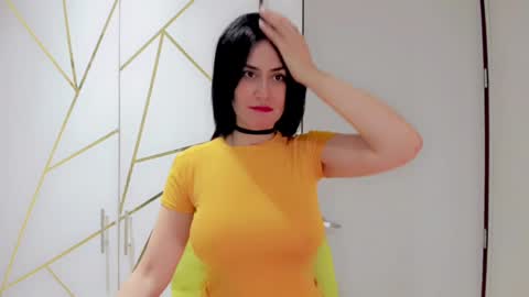 Snapshot of samantha_larusso_ chatting on December 2024 01:07:01 AM Andy online show from December 2024 01:07:01 AM