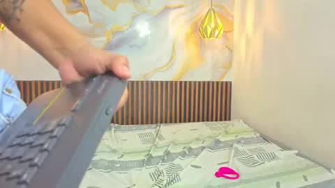 samantha_lopez2 online show from May 2026 02:11:01 PM