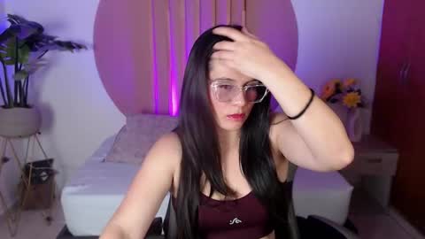 Snapshot of samantha_loughty chatting on December 2025 07:30:02 PM S A M A N T H A online show from December 2025 07:30:02 PM