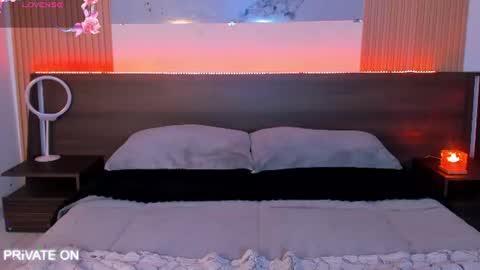 samantha_moons online show from June 2026 12:31:01 AM