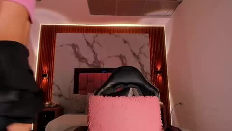 Sammy  online show from October 2025 12:22:02 PM