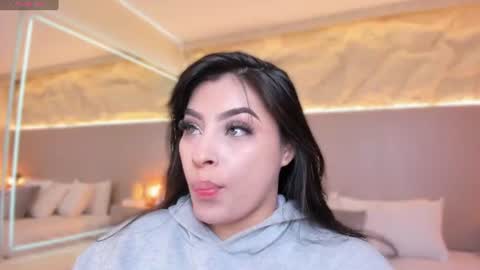 Snapshot of samanthaa_22_ chatting on June 2026 11:45:02 AM Samanthaa online show from June 2026 11:45:02 AM